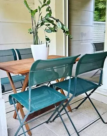 Agreable 2 Pieces A 5 Minutes De Paris Apartament *