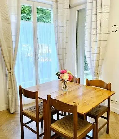 Agreable 2 Pieces A 5 Minutes De Paris Apartament Issy-les-Moulineaux